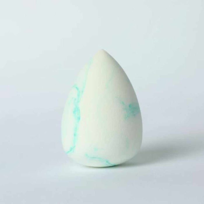 THE MARBLE BEAUTY BLENDERS - Face Of Dee